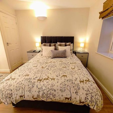 Cosy Central Modern Apartment Nantwich Zewnętrze zdjęcie
