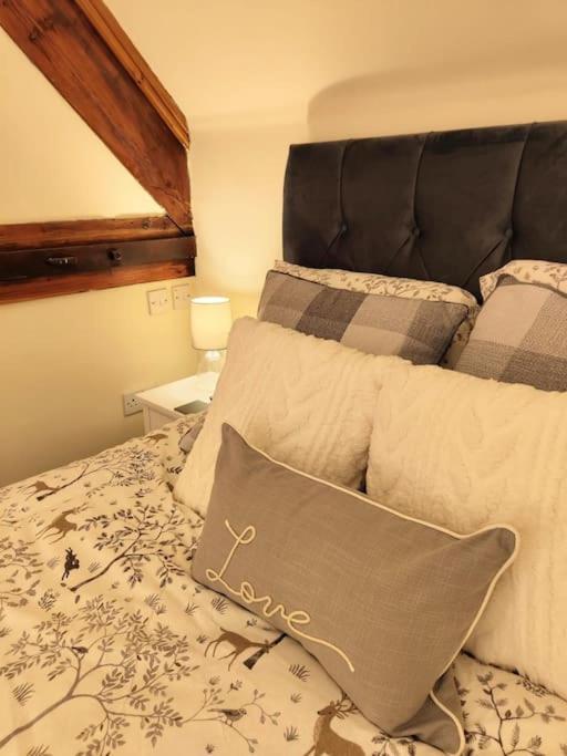 Cosy Central Modern Apartment Nantwich Zewnętrze zdjęcie