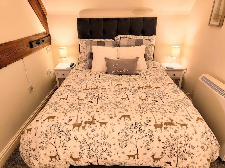 Cosy Central Modern Apartment Nantwich Zewnętrze zdjęcie